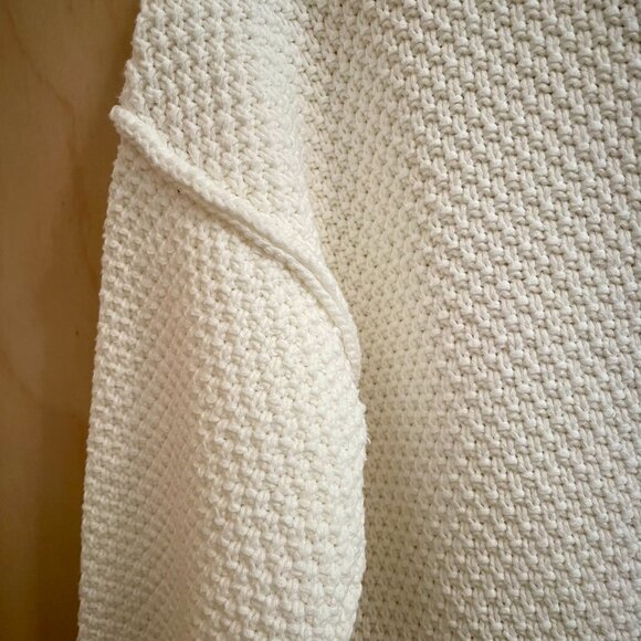 White Cropped Cardigan Sweater - Picture 4 of 6